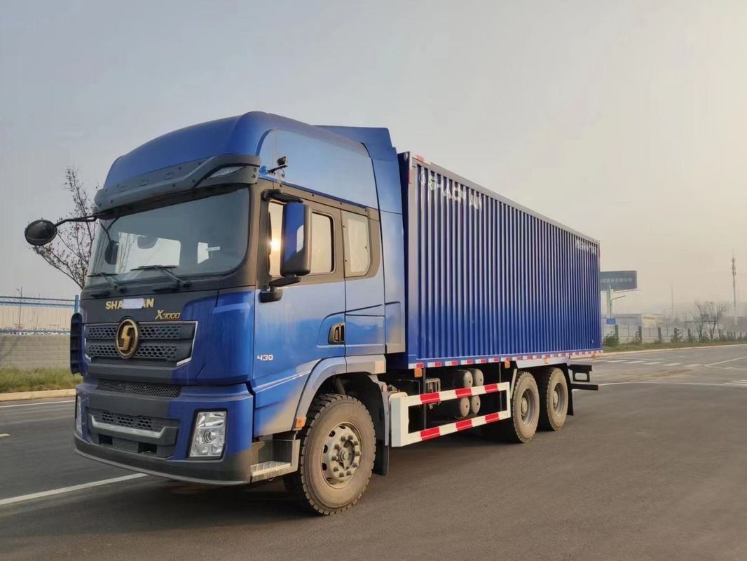 SHACMAN Wing Van Truck X3000 8x4 380Hp 10 ล้อ Wing Van รถบรรทุกหนัก การขนส่ง