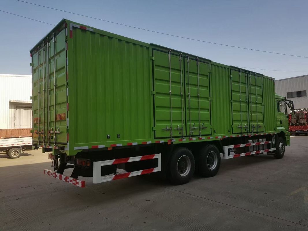 รถกระบะสีเขียว 6x4 รถกระบะ SHACMAN H3000 รถกระบะขนาดใหญ่ 340HP สําหรับการจัดส่ง