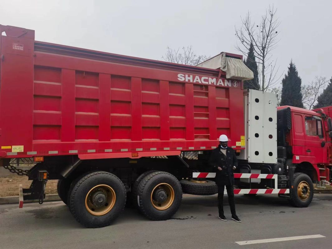 รถขนของหนัก 90 ตัน 6x4 SHACMAN รถขนของ CNG สีแดง F3000 6x4 380 EuroV