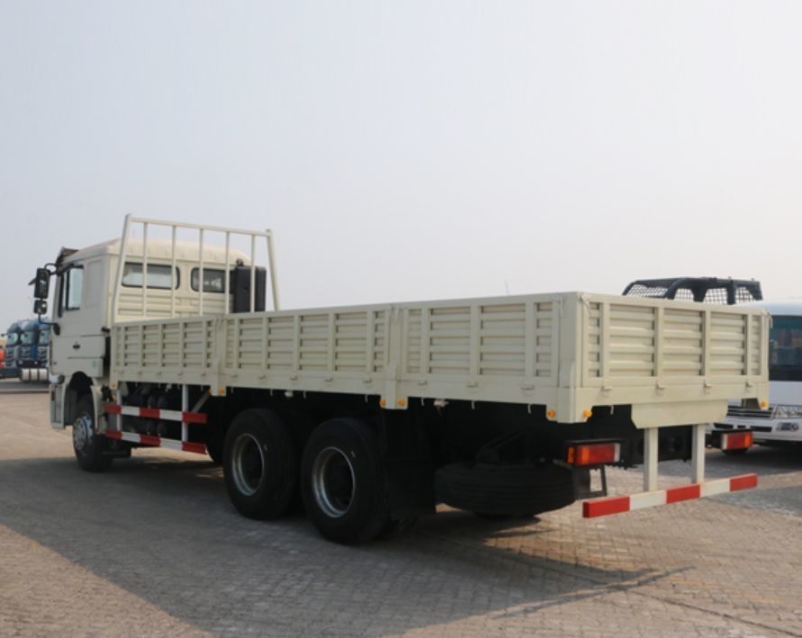 SHACMAN F3000 รถบรรทุก 6x4 340hp ยูโร II ขาว 10 ล้อ รถบรรทุก