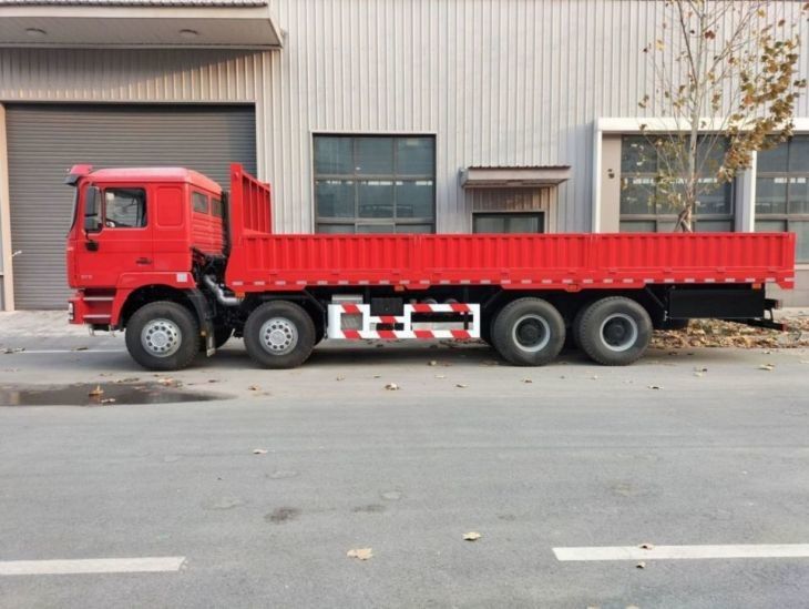 SHACMAN F3000 รถบรรทุก 8x4 430hp รถกระบะแดงสําหรับการขนส่งประกอบ