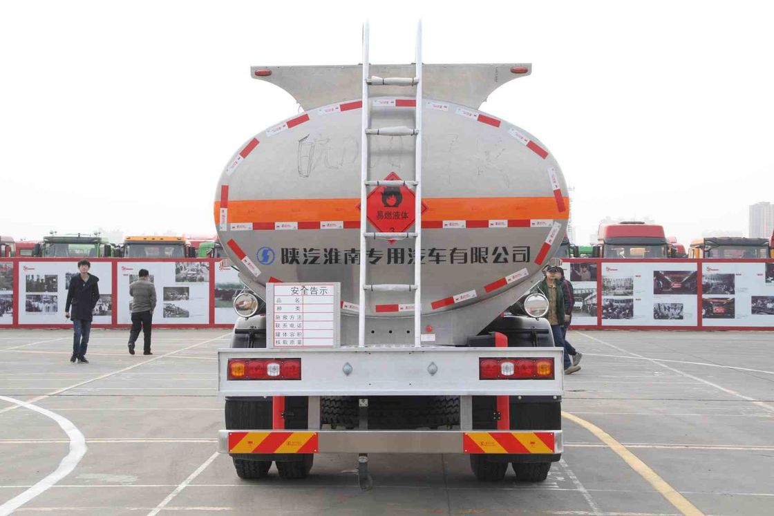 L3000 4x2 รถบรรทุกน้ํามัน รถบรรทุก 240HP ErouII ขาว SHACMAN รถบรรทุกน้ํามัน