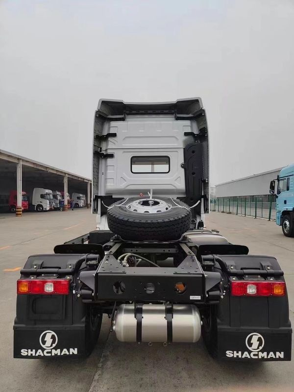 SHACMAN รถบรรทุกแทรกเตอร์คุณภาพสูง X3000 4X2 เครื่องยนต์ไดเซล 375HP ยูโร V 30-40tons โลจิสติก การขนส่ง รถบรรทุกแทรกเตอร์