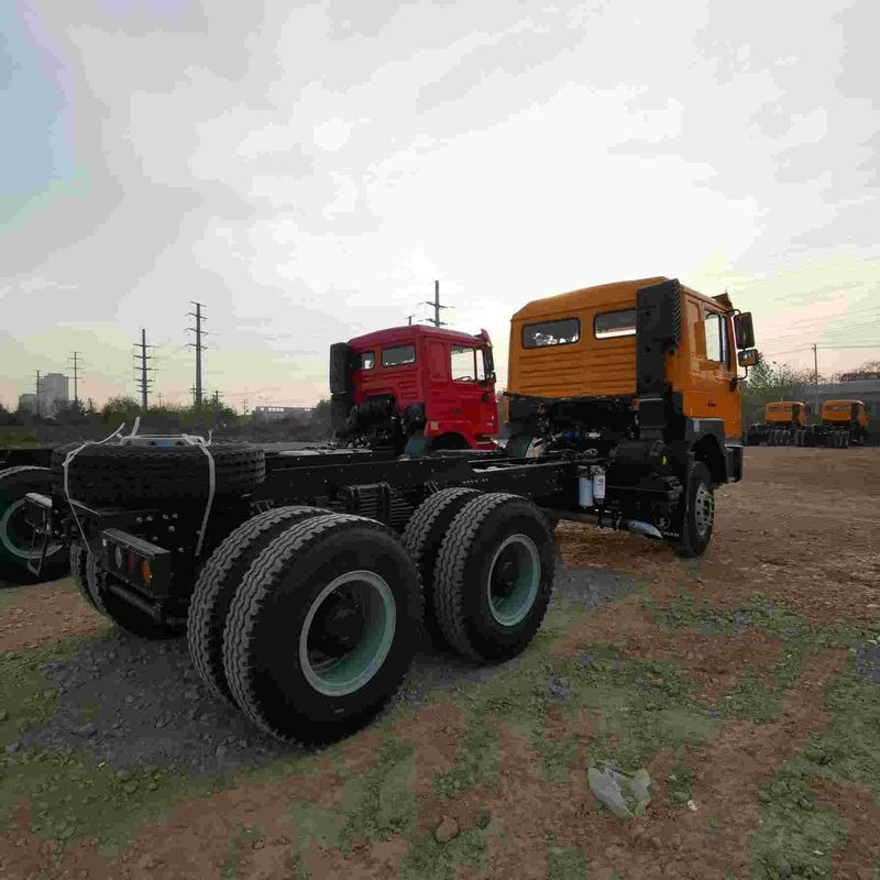 สีแดง SHACMAN F3000 375HP ยูโร V หัว 6 ล้อ เครื่องยนต์ WEICHAI 4x2