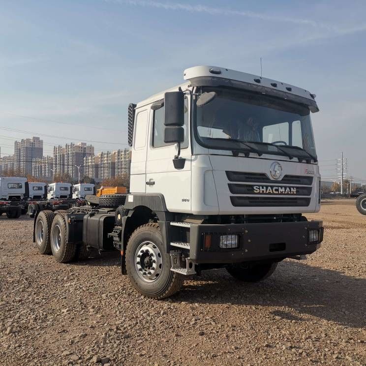 สีแดง SHACMAN F3000 375HP ยูโร V หัว 6 ล้อ เครื่องยนต์ WEICHAI 4x2