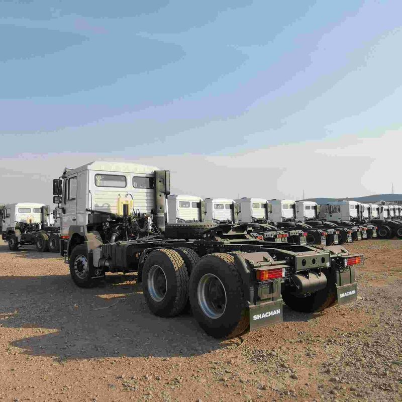สีแดง SHACMAN F3000 375HP ยูโร V หัว 6 ล้อ เครื่องยนต์ WEICHAI 4x2