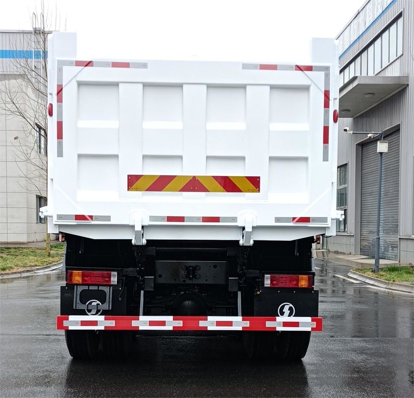 F2000 SHACMAN 290hp WEICHAI ยูโร II เครื่องยนต์ดีเซล 6x4 รถขนของ 12R22.5 ยาง