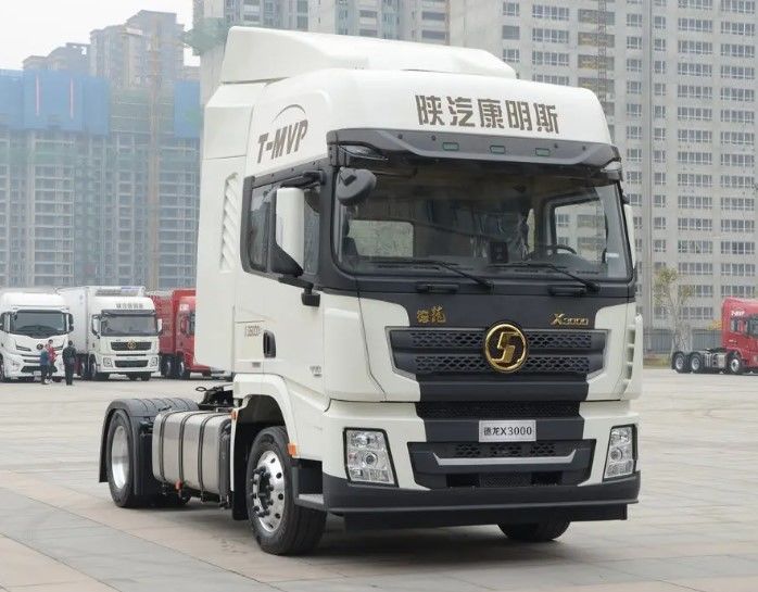 SHACMAN รถยนต์ 6 ล้อ X3000 4x2 ขวาคนขับ Double Sleeper หัวรถยนต์แรงสําหรับอัลจีเรีย